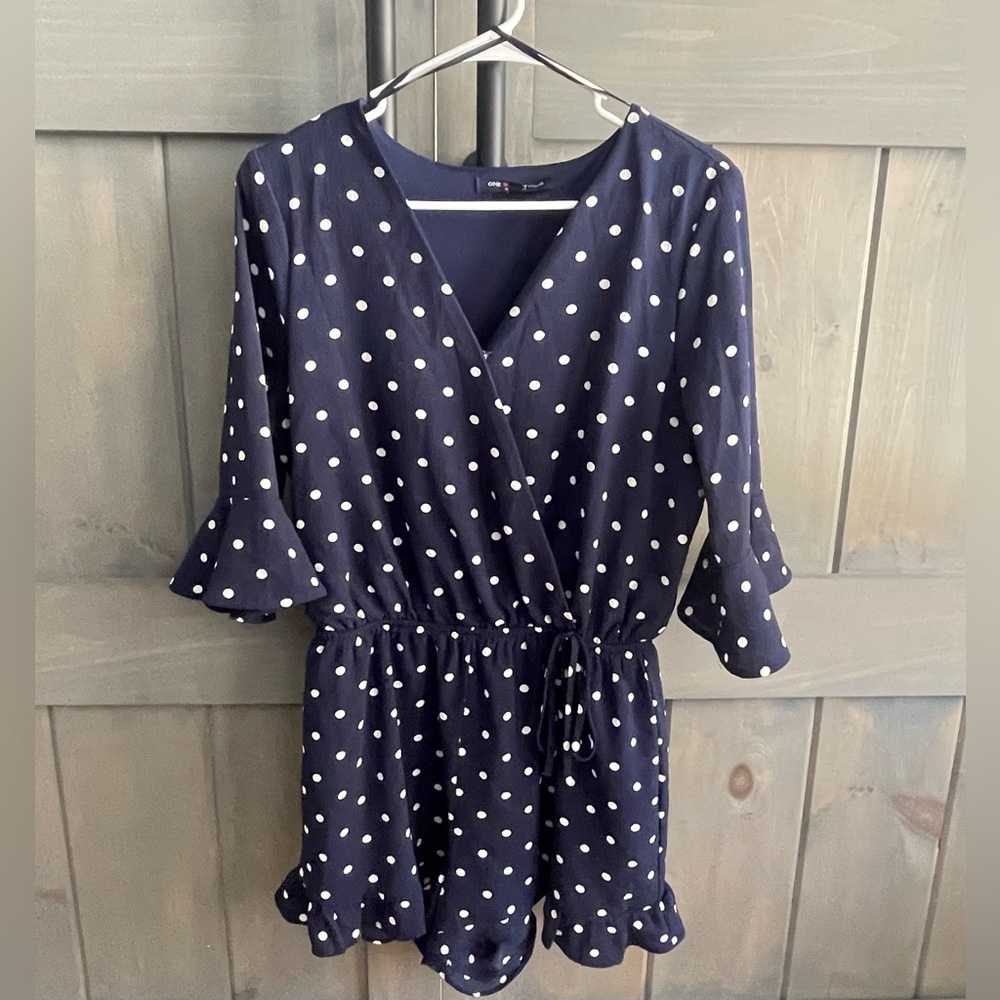 ONE ❤️ Clothing 
Cute Navy Blue polka dot romper
Size L